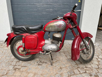 Motocykl ČZ 250 - 8