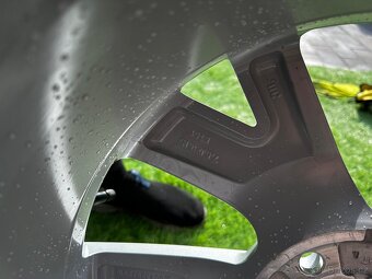 Alu kola 5x112 r18 s pneu (neuber) - 8