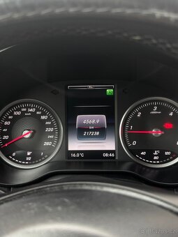 Mercedes Benz c220 - 8