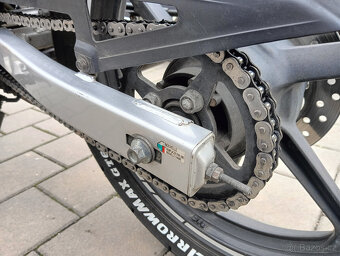 Honda CBR125R - 8