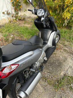 Skútr Yamaha Xcity 125 , 10 Kw - 8