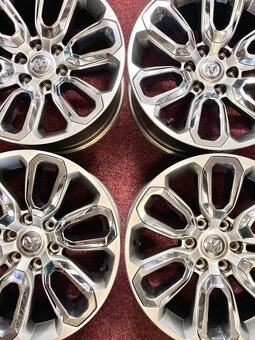 6x139.7 R20 Originál Dodge RAM 5.Generace - TOP STAV - 8