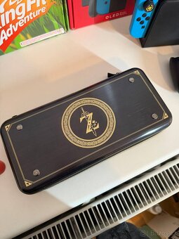 Nintendo Switch OLED + Ring Fit + Obal + kovové pouzdro+ - 8