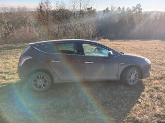 Lancia Delta 2.JTD 121kw - 8