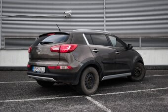 Kia Sportage 1.7 CRDi VGT 2WD LX - 8