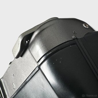 MAMIYA 7 - body - 8