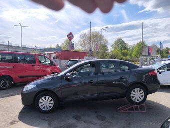 Renault Fluence 1.6i 81kW Berline,Temp,Klima,ALU,ČR - 8