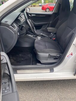 Škoda Octavia 1,7TSi 103KW ELEGANCE - 8