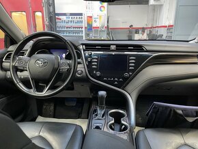 Toyota Camry Luxe Safety Atmosférický motor - 8