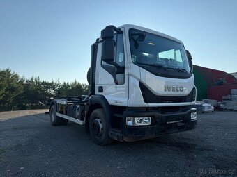 IVECO nosič kontejnerů - 8