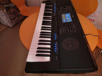Klávesy Yamaha PSR-SX900 (s rozšířeními syntezátorů) + zbýva - 8