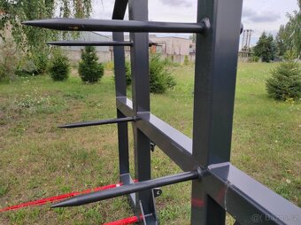 Napichovací, stohovací vidle na balíky - 8