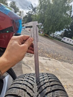 Audi A6 zimní sada 225/50/18 - 8