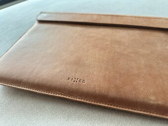 MacBook Pro 13" 2022 M2 / 8GB / 256GB - Vesmírně šedý - 8