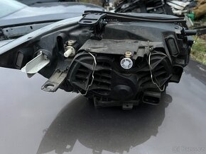 BMW 1er E82/E88 levé světlo 7263639 - 8