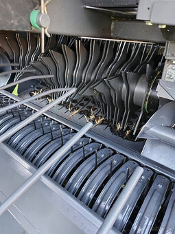 lis CLAAS ROLLANT 520 RC - 8