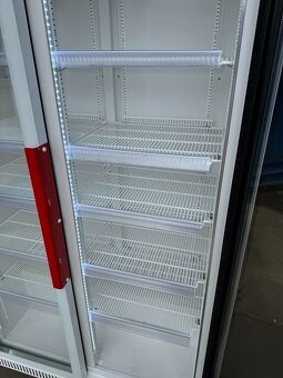 Prosklená chladicí lednice 117x63,5x226cm - 8