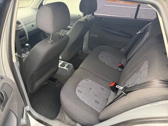 ŠKODA FABIA COMBI - 2.majitel - Nové STK - 127000km - 8