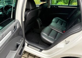 Škoda Superb 2,0TDi/125KW pravid.servis 4x4 nafta - 8