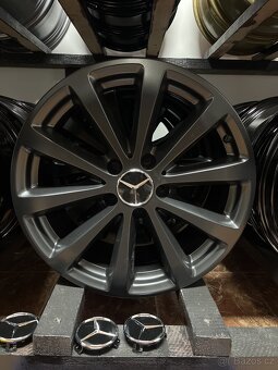 Kola Mercedes Benz 17 - 8