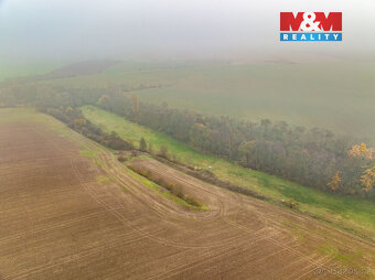 Prodej pole, 8999 m², Klobuky - 8