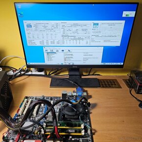 SET: Základní deska + Intel Pentium E5800 + 2GB RAM - 8
