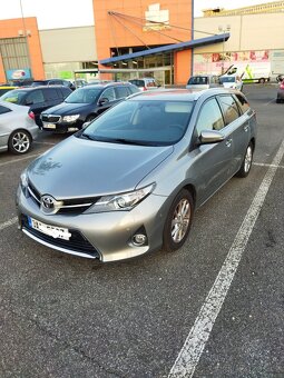 Toyota Auris,1,6,97kw,151000km,2014 - 8