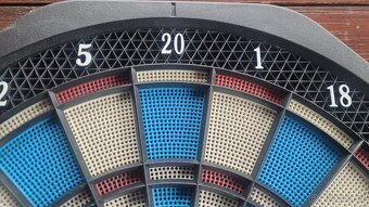 Elektronický terč na šipky - 8