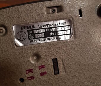 Bakelitový telefon TESLA z roku 1978 - 8