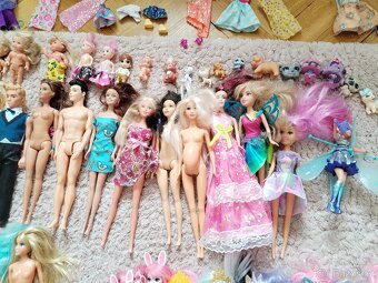 Velky dum pro barbie/panenky+vybava a panenky - 8