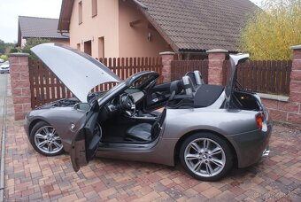 BMW Z4 2.5i (141kw) manuál, dovoz DE, XENONY, SUPER STAV - 8