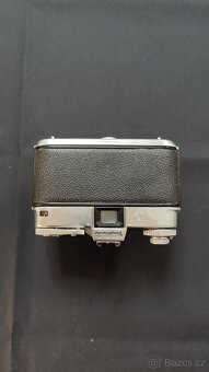 Starý fotoaparát + příslušenství. - 8