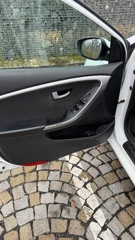 I30 combi 1,6 diesel ČR po servise 2017 - 8