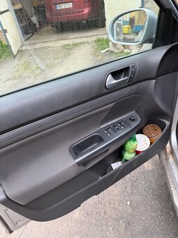 Nahradní díly ND Volkswagen Golf 5 2008 - 8