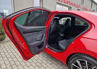 Škoda Superb, 1.5TSI DSG Sportline,ČR,1.Maj - 8