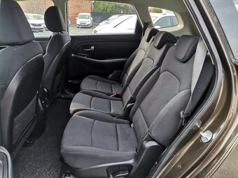 KIA Carens 1.7 CRDi 16V 85kW - ČR - 8