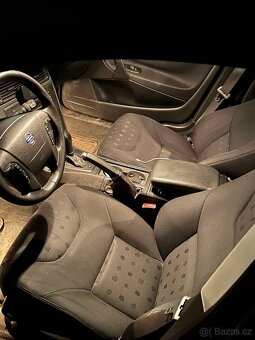 Volvo V70 2.4D5 AWD AUTOMAT 2004 282 najeto - 8