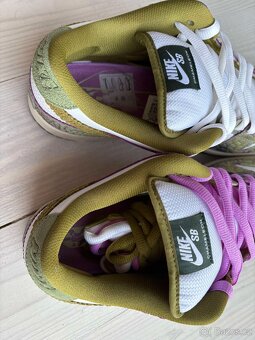 Nike SB Dunk 43 - 8