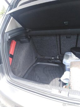 Prodám VW Golf, 1.6TDI, 77 kW. - 8