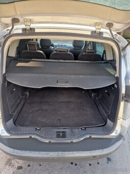 Ford s Max 2.0tdci Rok výroby: 2/2011 Najeto 250tis STK 4/26 - 8