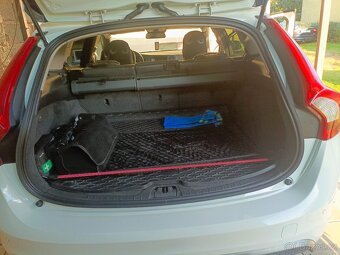 Volvo V60 D5 R-desing - 8
