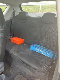 Peugeot 107, 1.0i,Super stav STK ještě rok - 8