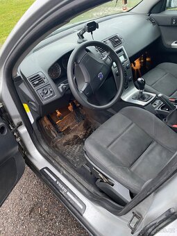 Volvo s40; 2.0 TDI (101 kW) - 8