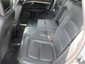 VOLVO XC70 D5 151kw AWD Kinetic 2010 CROSSCOUNTRY - 8