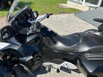 Can-am Spyder 1330 RT SM6 MY2014 - 8
