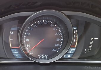 VOLVO V40, Diesel D3, 2012 - 8