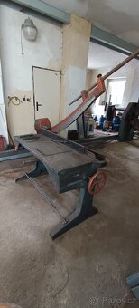 Ruční tabulové nůžky a hydraulická ohýbačka plechu - 8