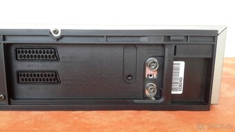 Videorekorder JVC - 8