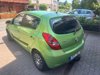 Hyundai i20,TOP NAJEZD, GARÁŽOVANÉ,74KW,1.4Benzin,STK - 8