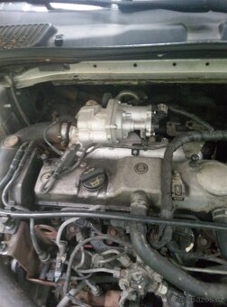 Ford Mondeo Ghia - 8